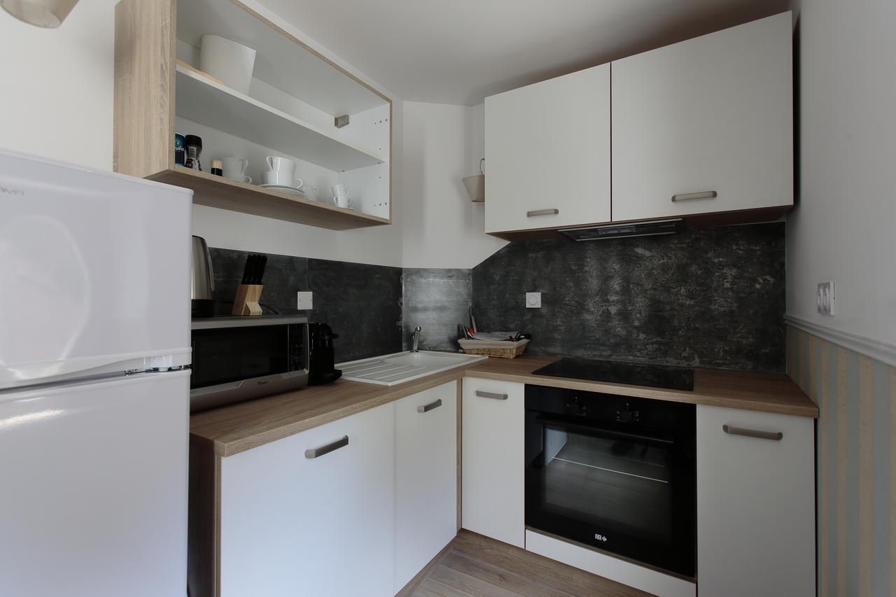 Hotel Saint Georges Troyes Exterior foto A modern kitchen